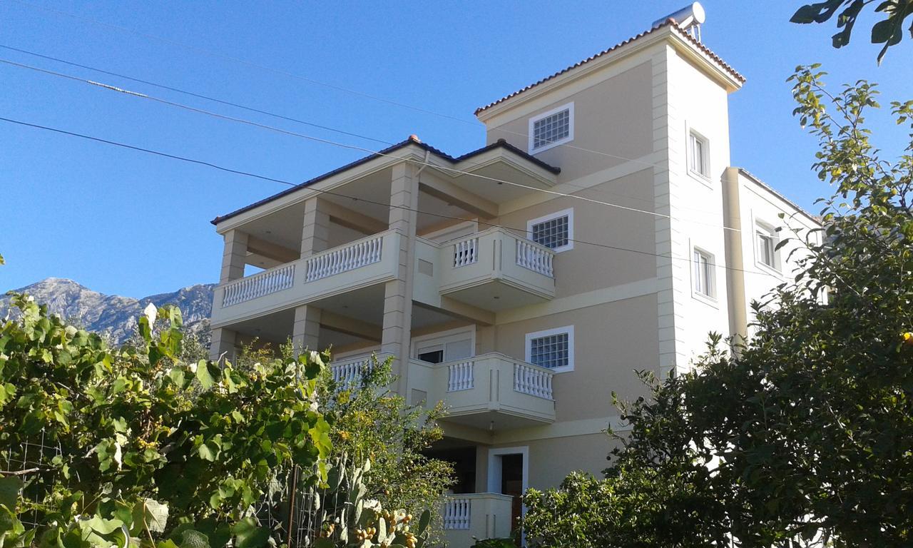 Spartila Apartments Dhërmi Exterior foto